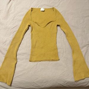 H&M Rib-Knit Sweater w/ Flared Sleeves Size Small